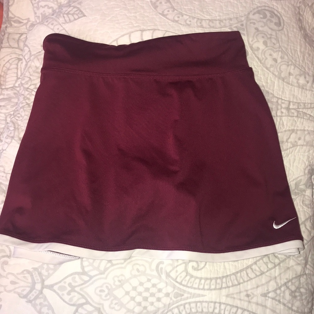 Nike skort NWOT